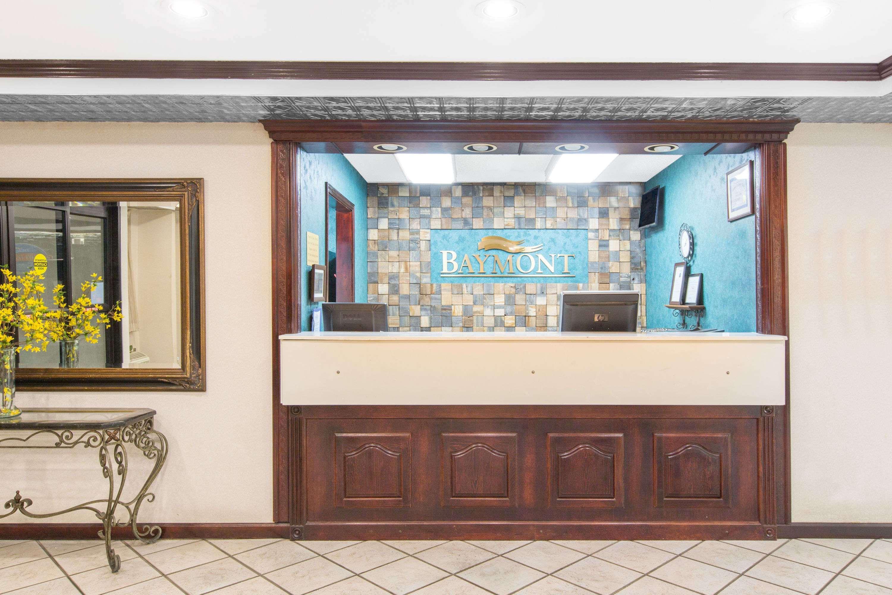 Hotel Baymont By Wyndham Jonesboro Esterno foto