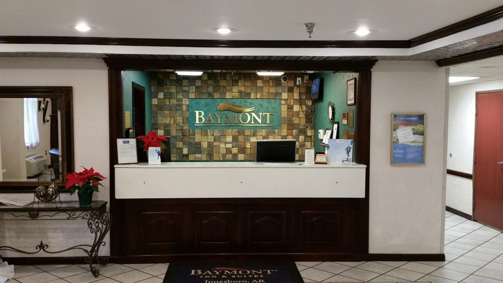Hotel Baymont By Wyndham Jonesboro Esterno foto